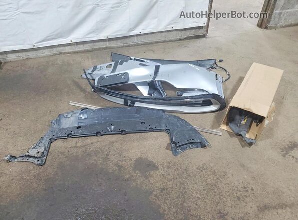 JTDACACU9R3025426 2024 TOYOTA PRIUS Silver Вид підкапотного простору
