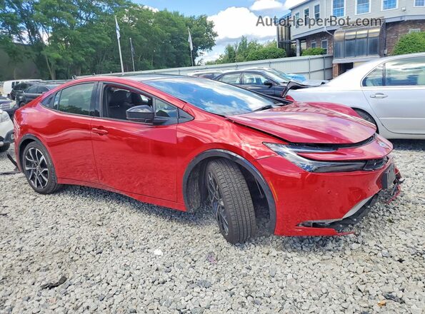 JTDACACUXS3048817 2025 TOYOTA PRIUS Красный Передняя правая четверть