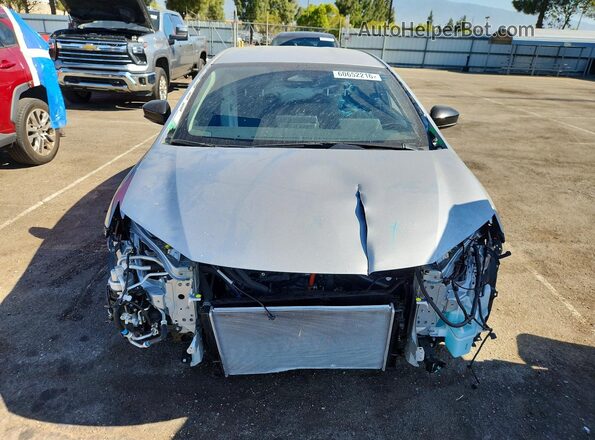 JTDACACUXT3056112 2026 TOYOTA PRIUS Серебряный Вид спереди