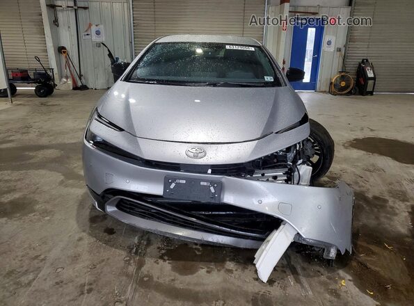 JTDADABUXR3016605 2024 TOYOTA PRIUS Серебряный Вид спереди