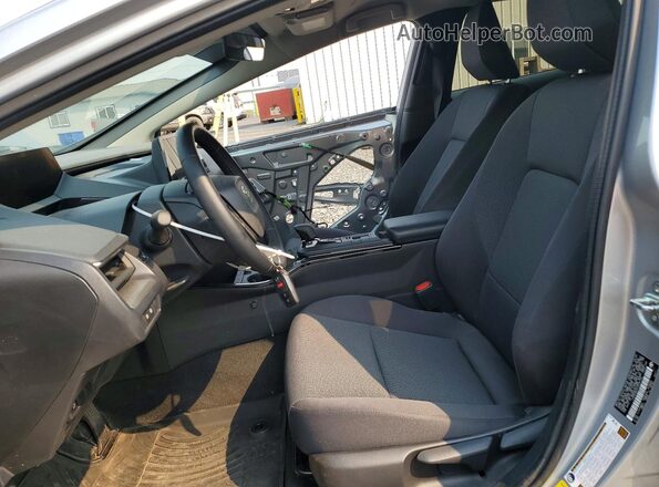 JTDADABUXS3026752 2025 TOYOTA PRIUS Silver Front interior view