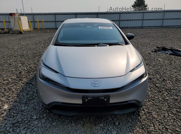 JTDADABUXS3026752 2025 TOYOTA PRIUS Silver Front view