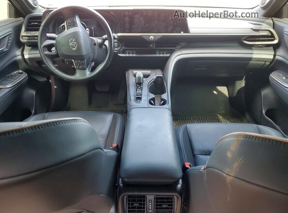 JTDAFAAF5P3001407 2023 TOYOTA CROWN Белый Вид панели приборов