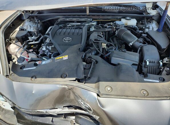 JTDAFAAF7R3008426 2024 TOYOTA CROWN Silver Widok wnętrza z tyłu