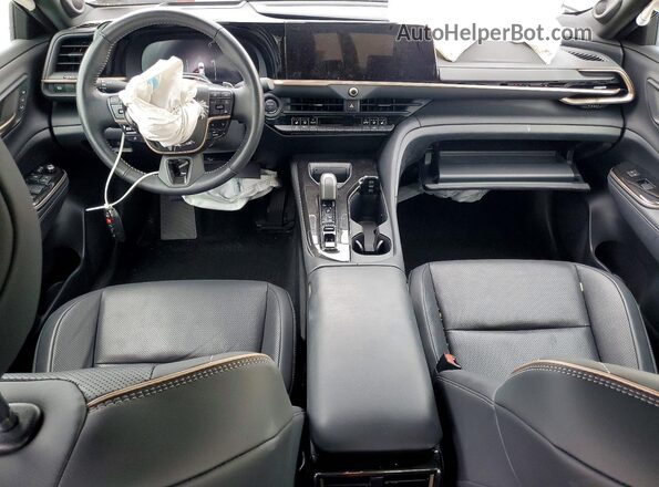 JTDAFAAF7S3011803 2025 TOYOTA CROWN Black Vista del salpicadero