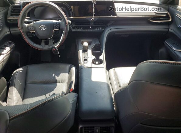JTDAFAAF8P3002759 2023 TOYOTA CROWN Brown Vista del salpicadero