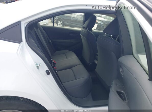 JTDB4MEE3T3040861 2026 TOYOTA COROLLA White Widok naklejki z numerem VIN
