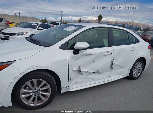 JTDB4MEE3T3040861 2026 TOYOTA COROLLA White Widok z przodu
