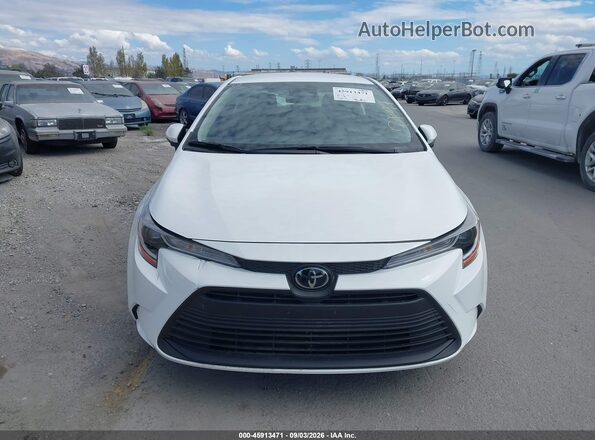 JTDB4MEE3T3040861 2026 TOYOTA COROLLA White Widok zestawu wskaźników