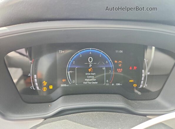 JTDB4MEE7T3038210 2026 TOYOTA COROLLA Серебряный Вид щитка приборов