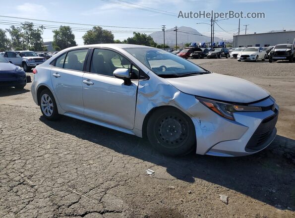 JTDB4MEE9PJ011303 2023 TOYOTA COROLLA Серебряный Передняя правая четверть