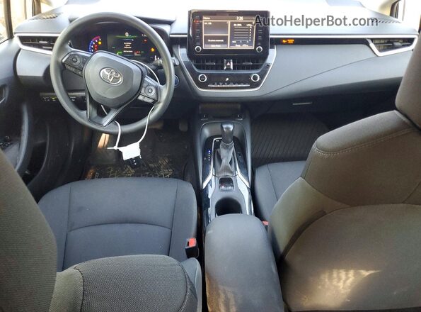 JTDBAMDE5NJ036867 2022 TOYOTA COROLLA Серебряный Вид панели приборов