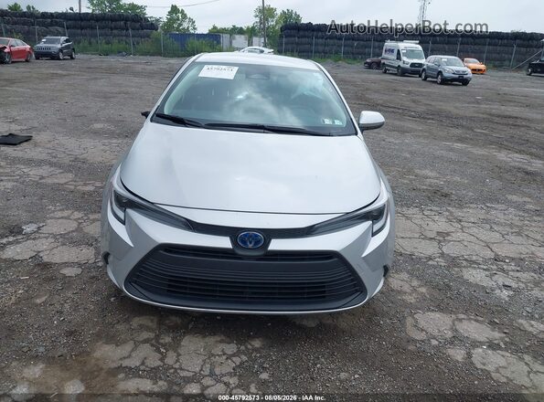 JTDBCMFE0R3041783 2024 TOYOTA COROLLA Silver Սարքավորումների վահանակի տեսք