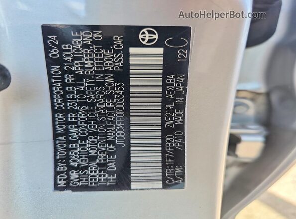 JTDBCMFE0RJ033453 2024 TOYOTA COROLLA Silver Vista de la etiqueta del VIN