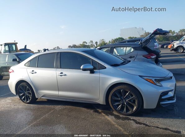 JTDBCMFE1T3116398 2026 TOYOTA COROLLA HYBRID Silver უკანა სალონის ხედი