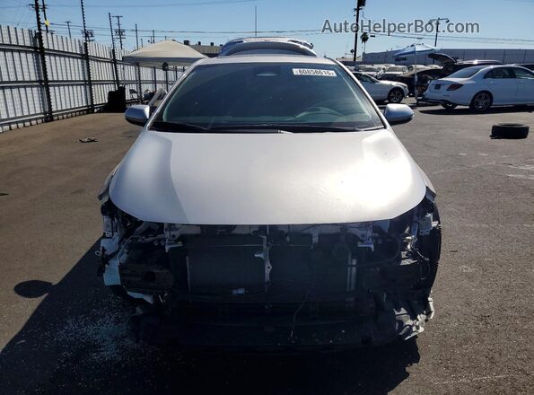 JTDBCMFE2R3029425 2024 TOYOTA COROLLA Серебряный Вид спереди