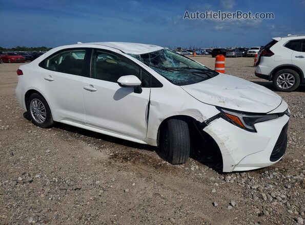 JTDBCMFE2RJ018159 2024 TOYOTA COROLLA White Front right