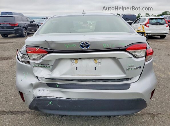 JTDBCMFE2RJ032613 2024 TOYOTA COROLLA Серебряный Вид сзади
