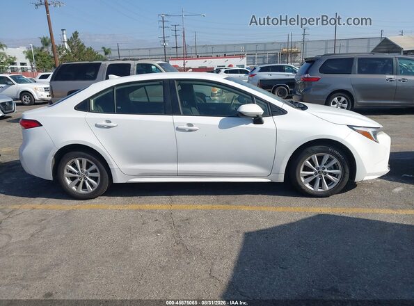 JTDBCMFE3R3055693 2024 TOYOTA COROLLA White Widok wnętrza z tyłu