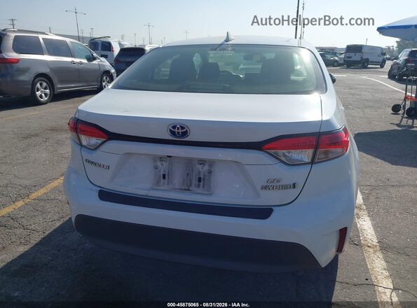 JTDBCMFE3R3055693 2024 TOYOTA COROLLA White 