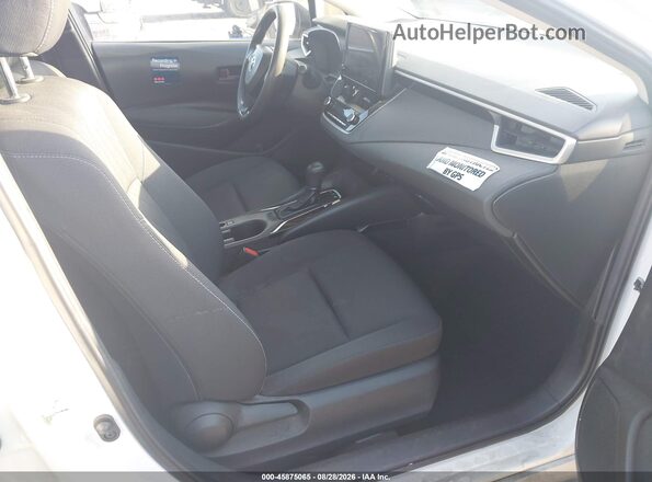 JTDBCMFE3R3055693 2024 TOYOTA COROLLA White Widok wnętrza z przodu