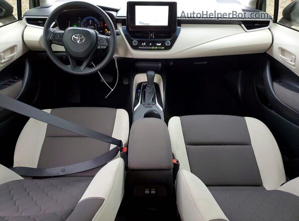 JTDBCMFE3T3128052 2026 TOYOTA COROLLA Серый Вид панели приборов