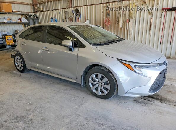 JTDBCMFE4SJ038323 2025 TOYOTA COROLLA Серебряный Передняя правая четверть