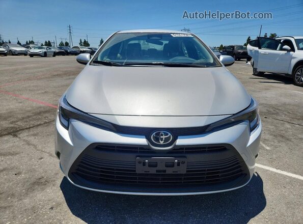JTDBCMFE4T3143255 2026 TOYOTA COROLLA Silver Front view