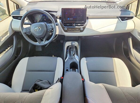 JTDBCMFE4T3143255 2026 TOYOTA COROLLA Silver Dashboard view