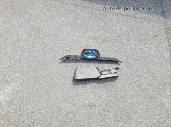 JTDBCMFE6R3051976 2024 TOYOTA COROLLA Серебряный Вид подкапотного пространства