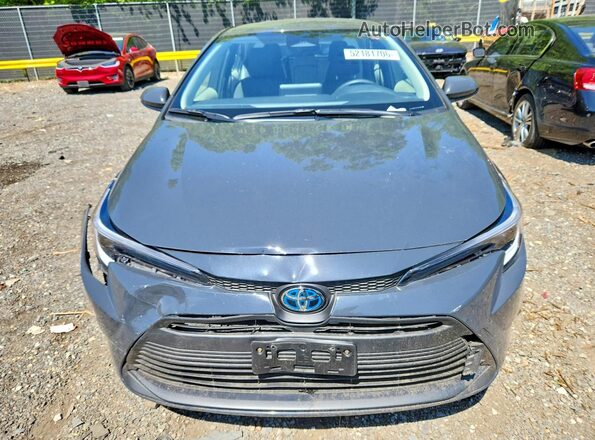JTDBCMFE6S3093344 2025 TOYOTA COROLLA Gray Вид спереду