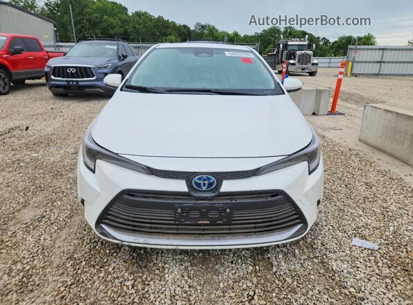 JTDBCMFE6SJ045273 2025 TOYOTA COROLLA White Widok z przodu