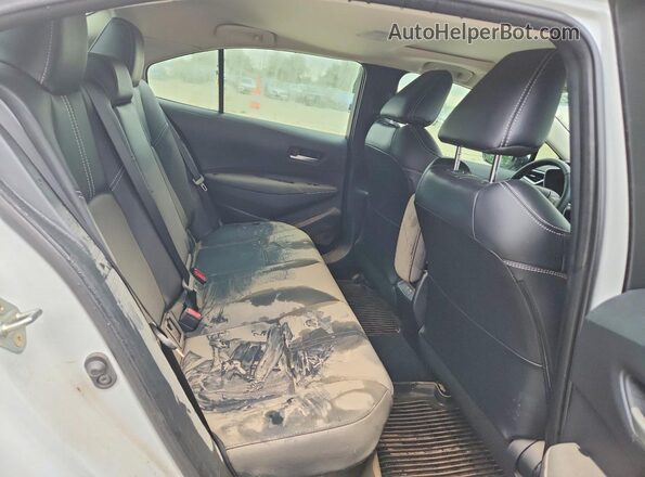 JTDBCMFE6SJ045273 2025 TOYOTA COROLLA White Widok tylnych siedzeń