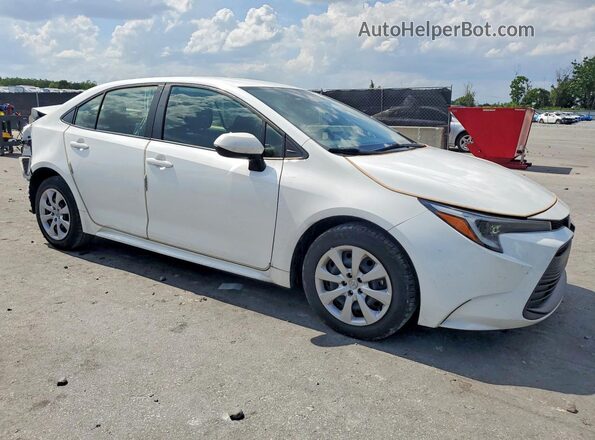 JTDBCMFE7P3024895 2023 TOYOTA COROLLA White Przód prawy