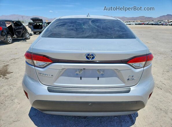 JTDBCMFE7S3110068 2025 TOYOTA COROLLA Серебряный Вид сзади