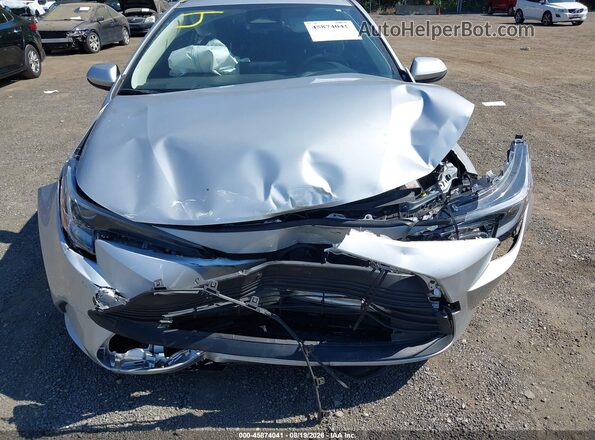 JTDBCMFE7SJ044956 2025 TOYOTA COROLLA Silver Widok z przodu