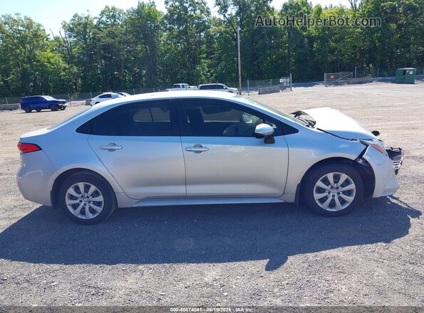 JTDBCMFE7SJ044956 2025 TOYOTA COROLLA Silver Widok wnętrza z tyłu
