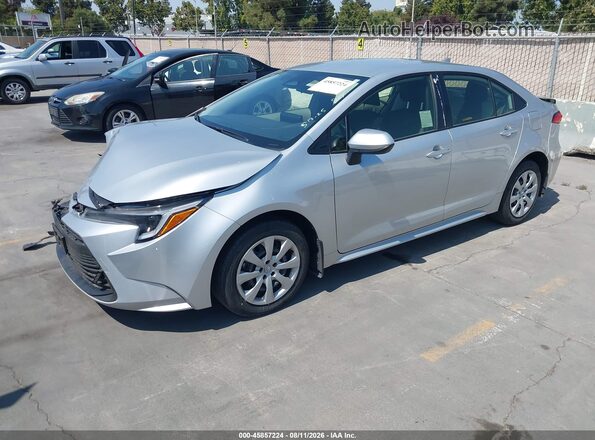 JTDBCMFE7T3116860 2026 TOYOTA COROLLA HYBRID Silver წინა მარცხენა ხედი სამი მეოთხედიდან