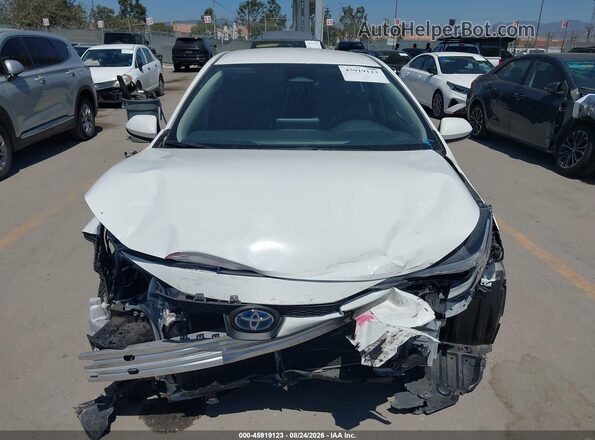 JTDBCMFE8R3030255 2024 TOYOTA COROLLA White ხელსაწყოთა პანელის ხედი