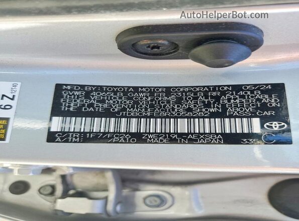 JTDBCMFE8R3058282 2024 TOYOTA COROLLA Серебряный Вид подкапотного пространства