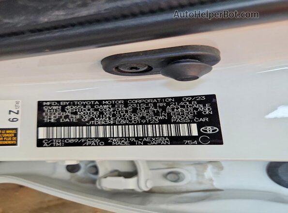 JTDBCMFE8RJ019123 2024 TOYOTA COROLLA White Engine compartment view