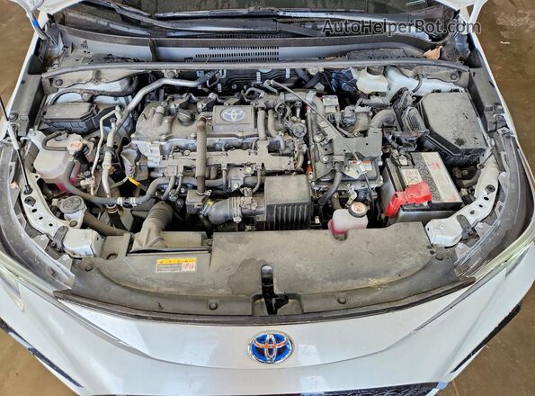 JTDBCMFE8RJ019123 2024 TOYOTA COROLLA White Rear interior view