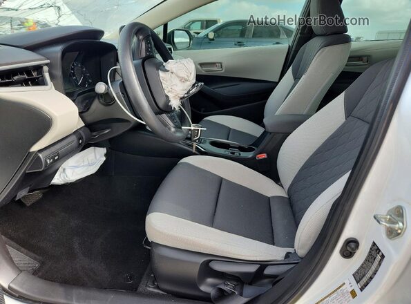 JTDBCMFE9R3059649 2024 TOYOTA COROLLA Белый Вид салона спереди
