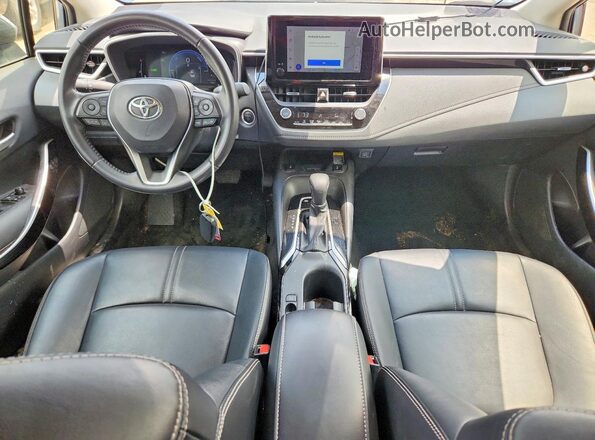 JTDBCMFE9RJ023536 2024 TOYOTA COROLLA Синий Вид панели приборов