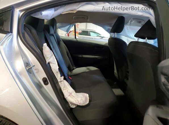 JTDBCMFE9S3099039 2025 TOYOTA COROLLA Silver Հետևի նստատեղերի տեսք