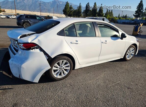 JTDBCMFEXT3138237 2026 TOYOTA COROLLA White Հետևի աջ