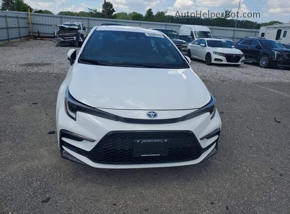 JTDBDMHE1PJ000517 2023 TOYOTA COROLLA White Вид спереду