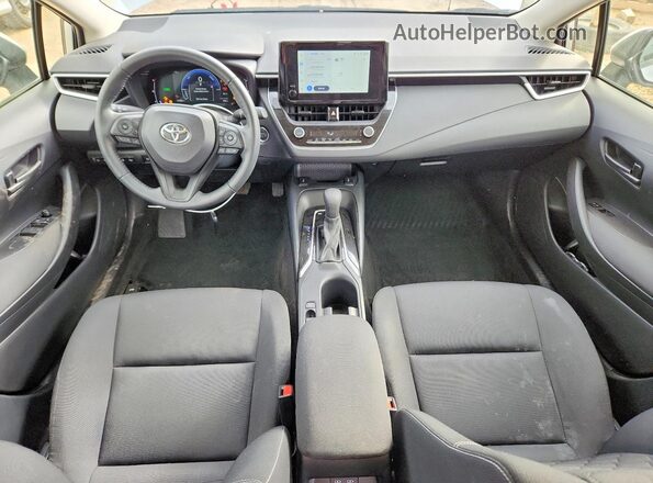 JTDBDMHE6R3014923 2024 TOYOTA COROLLA Silver Widok deski rozdzielczej
