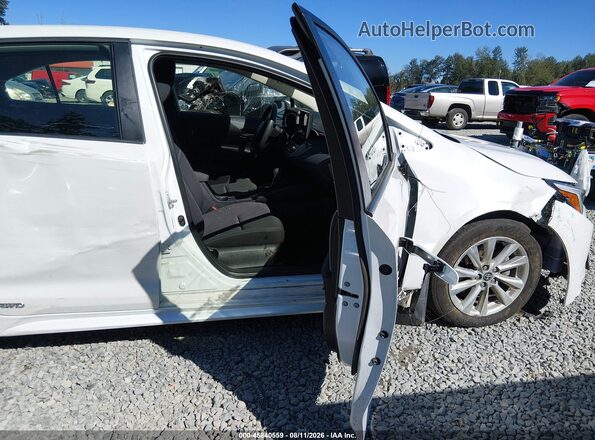 JTDBDMHE9R3008453 2024 TOYOTA COROLLA White Widok wnętrza z przodu