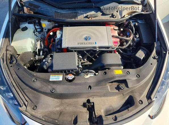 JTDBVRBD9JA004588 2018 TOYOTA MIRAI White Widok wnętrza z tyłu